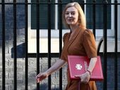 МИД Британии считает "весьма вероятным" полномасштабное вторжение в Украину и нападение на Киев