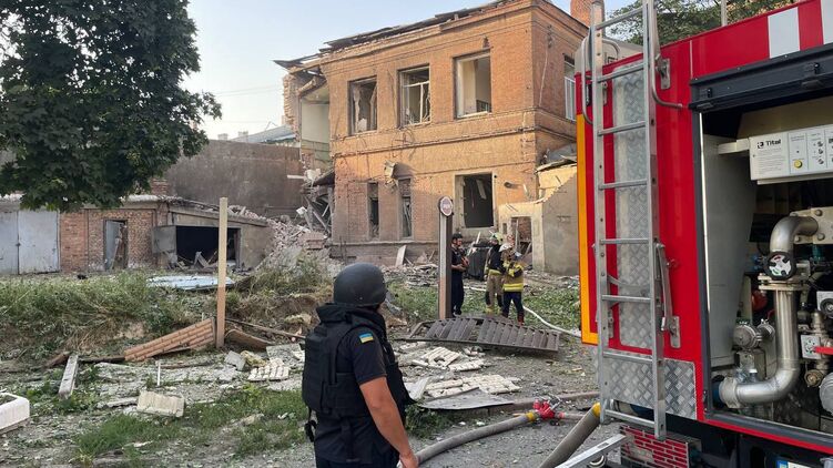 Последствия российского обстрела в Харькове. Фото: 