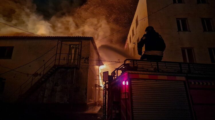 Україна у дні війни. Фото: ДСНС