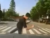 Аферисты атакуют автомобили на улицах Киева