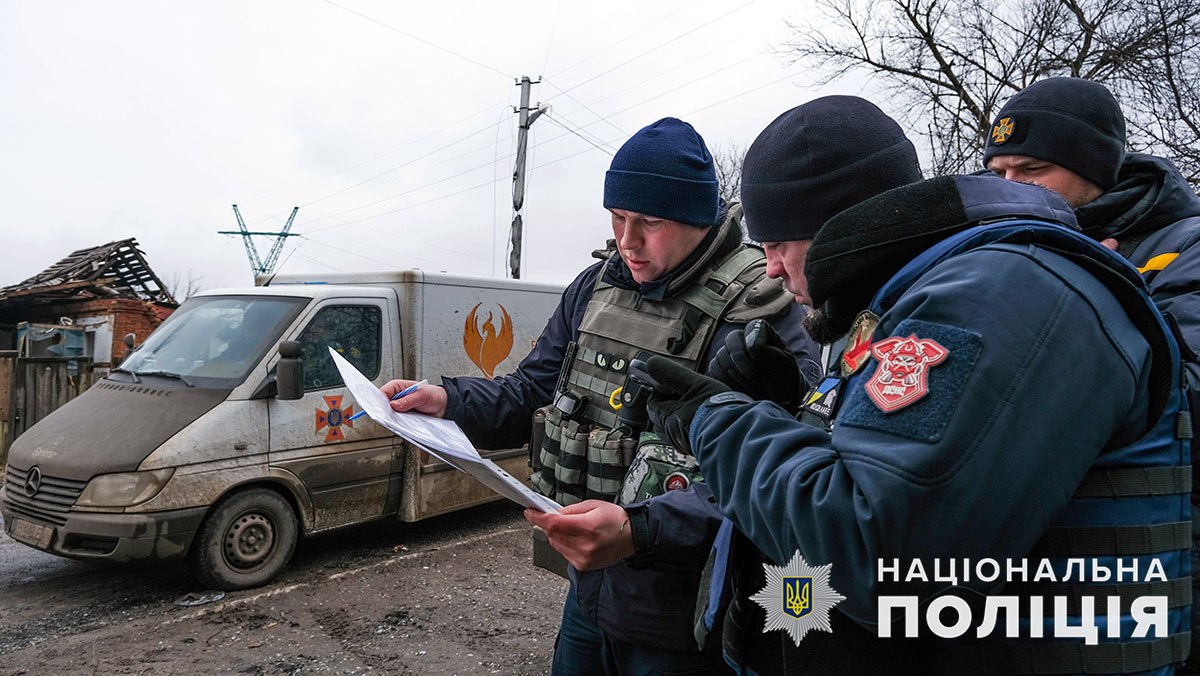 правоохоронці продовжують евакуацію з Бахмуту
