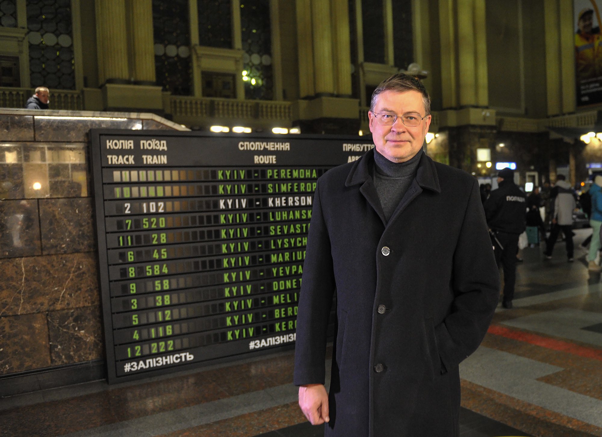 Валдис Домбровскис