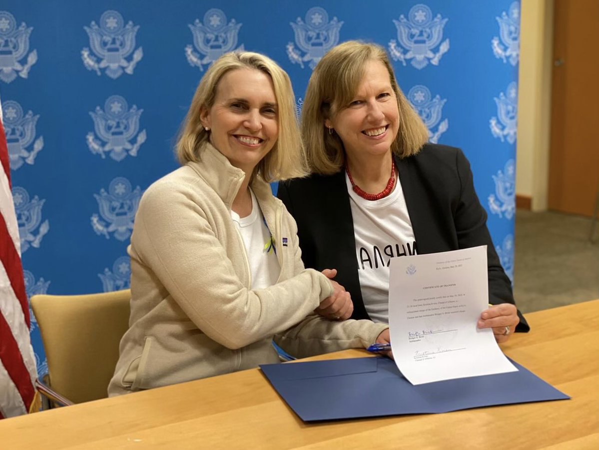 Бриджит Бринк - новый посол США в Украине