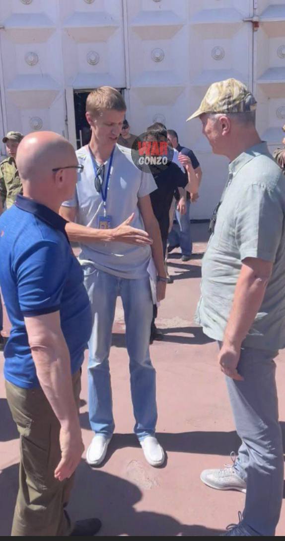 Сергей Кириенко попал под обстрел в Новой Каховке