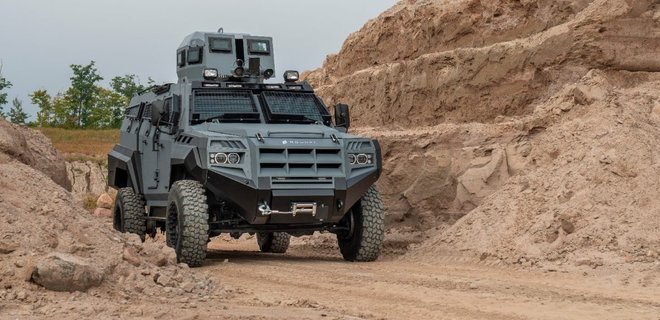 Senator APC (фото &mdash; Roshel)