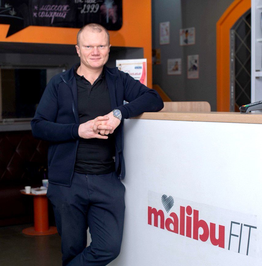 Дмитрий Чорный малибу