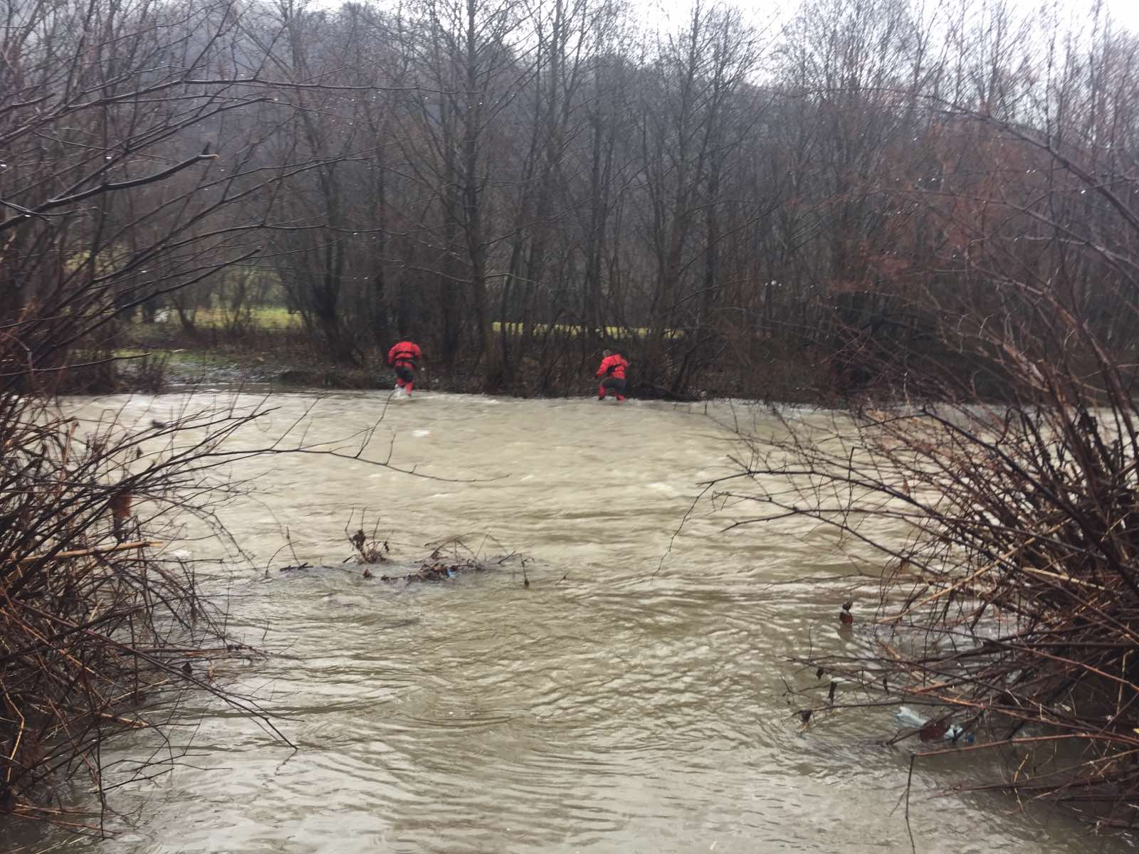В первую минуту 2021 года спасателям сообщили об утопленники на Закарпатье